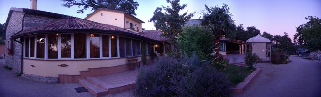 Aia Di Lazzaro Agriturismo Casalbore Екстериор снимка