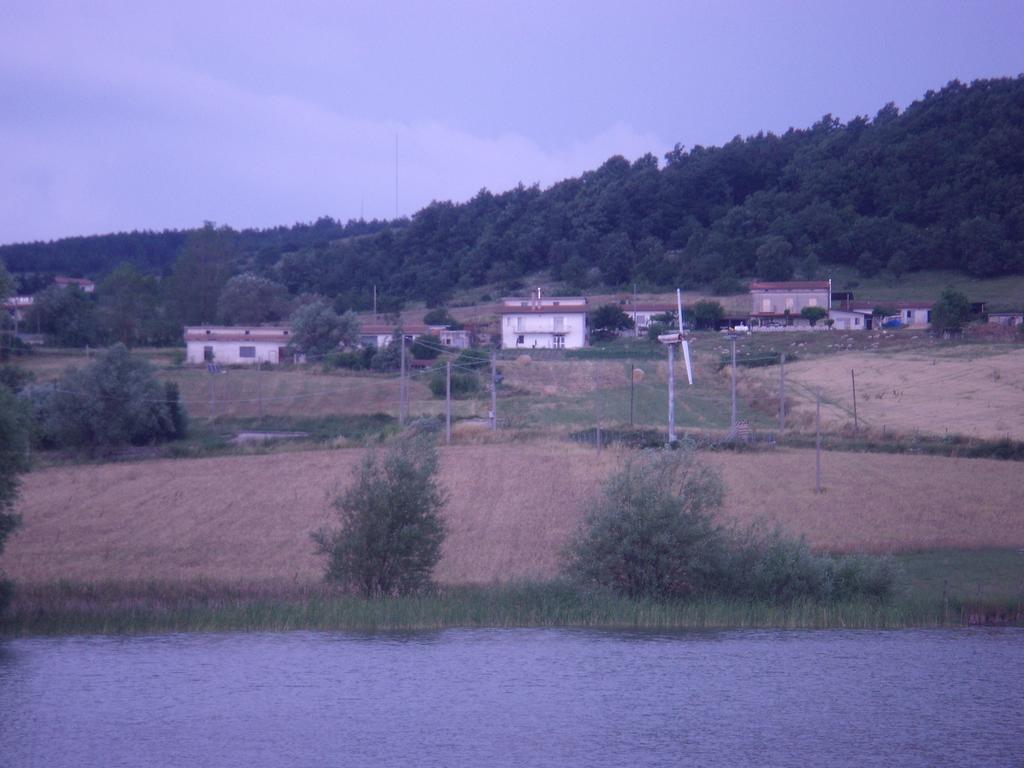 Aia Di Lazzaro Agriturismo Casalbore Екстериор снимка