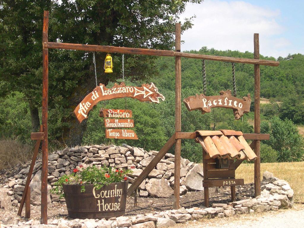 Aia Di Lazzaro Agriturismo Casalbore Екстериор снимка