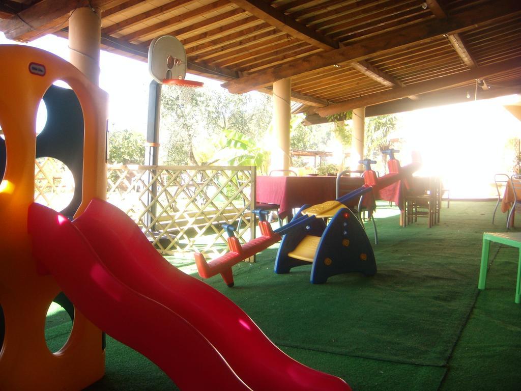 Aia Di Lazzaro Agriturismo Casalbore Екстериор снимка