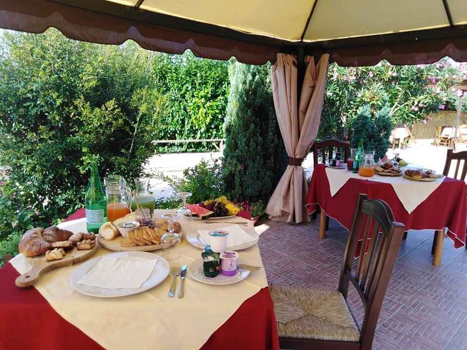 Aia Di Lazzaro Agriturismo Casalbore Екстериор снимка